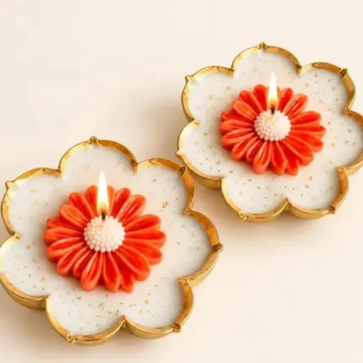 Daisy Candle in Gold Flower Dish (Set of 2)