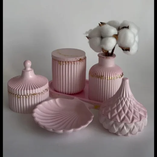 Pink Ribbed Décor Set
