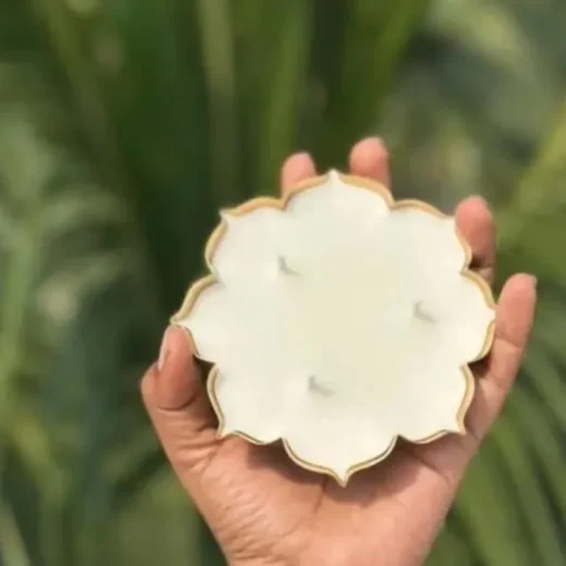 Gold Flower Dish Candle